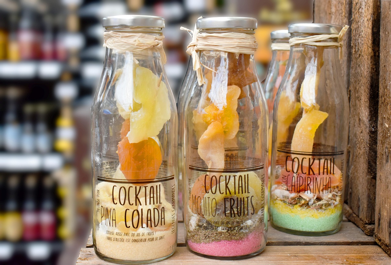 ananas a kokos pro přípravu piña colada